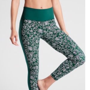 Athleta affirmation 7/8 leggings dragon fly